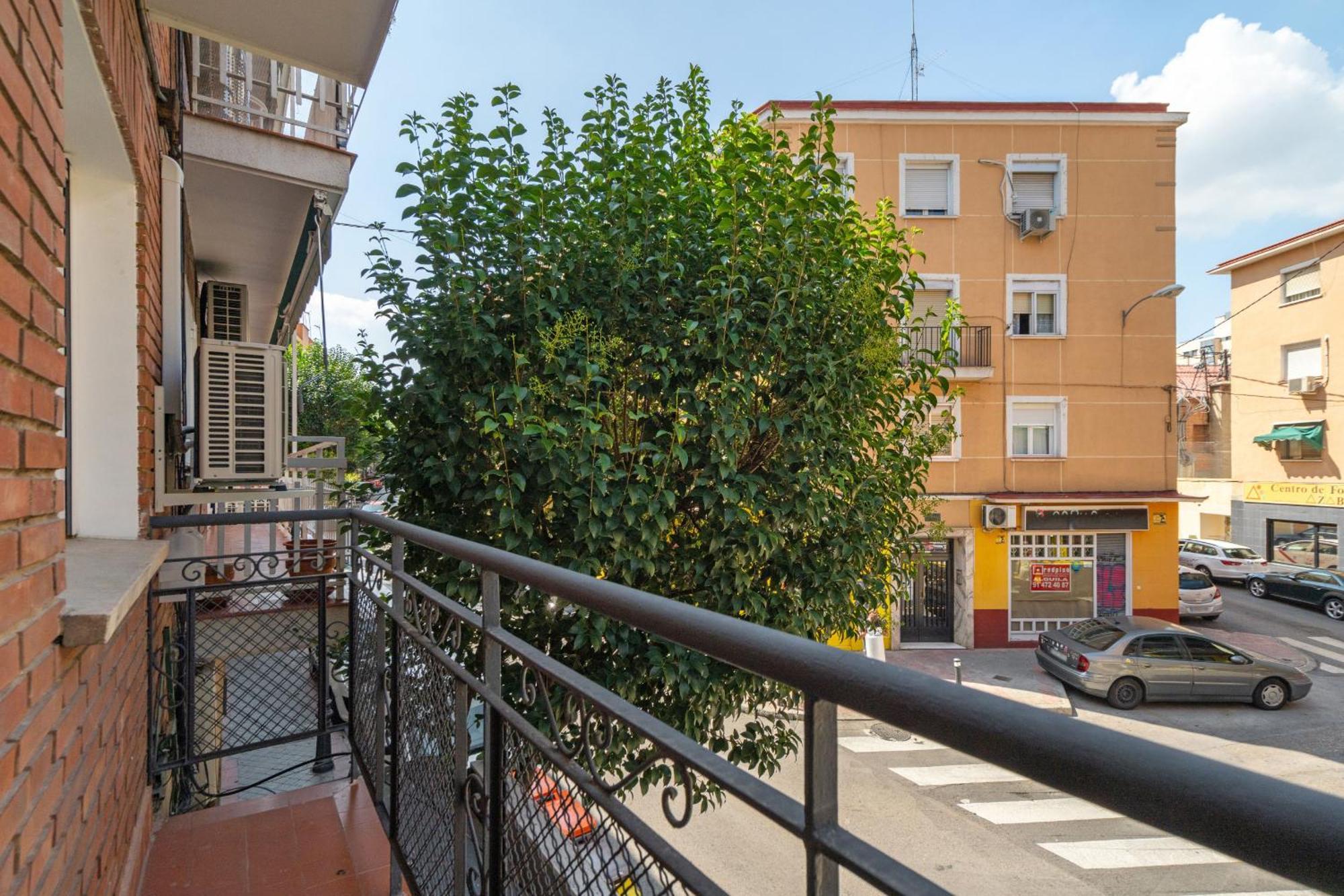 Madriver Apartamentos Reformados Con Parking Gratuito Exterior foto